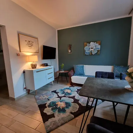 Apartment Dolores With Private Outdoor Area *