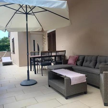 Dolores With Private Outdoor Area